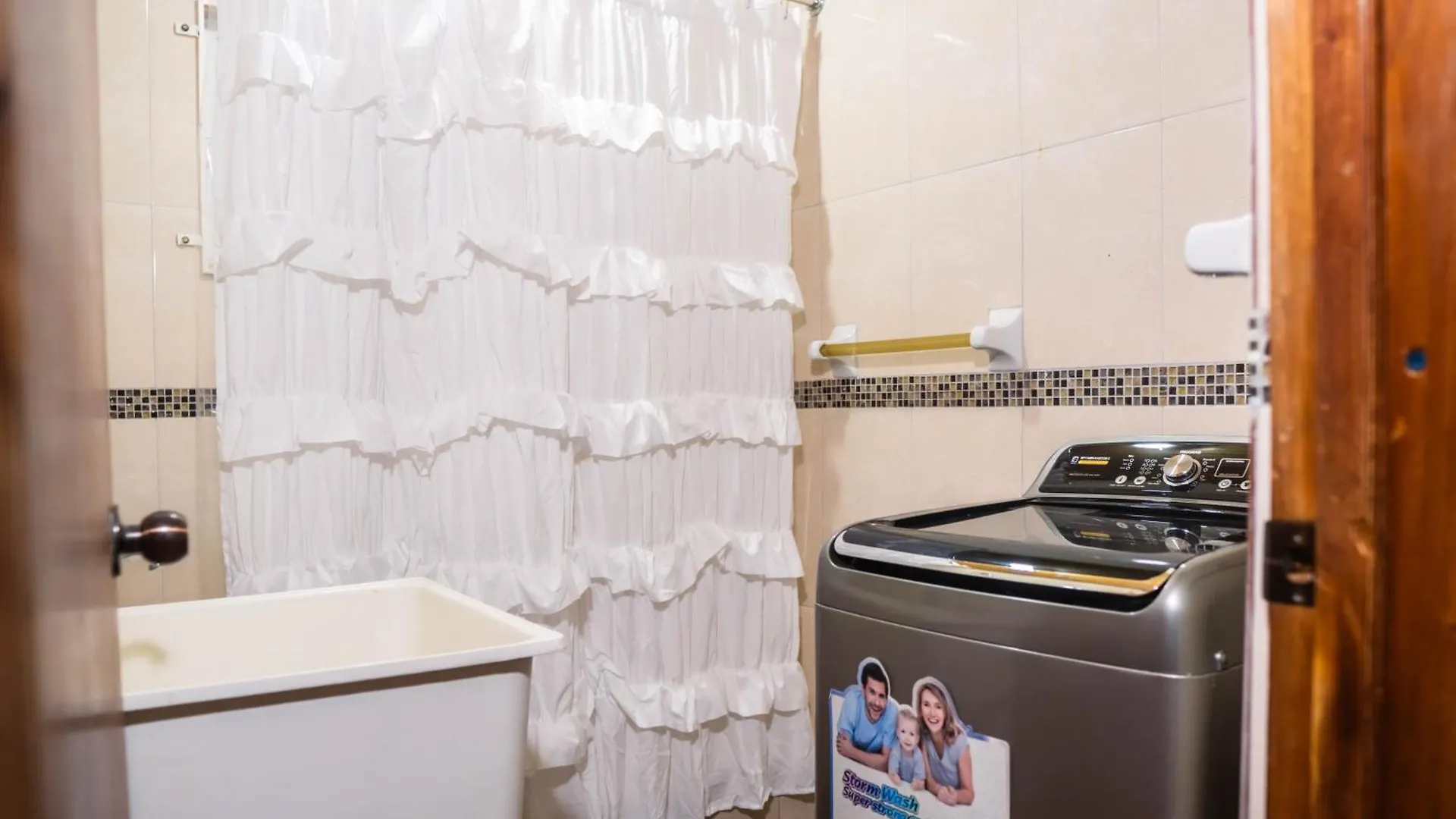 Apartment Sham Suite Boscobel Jamaica