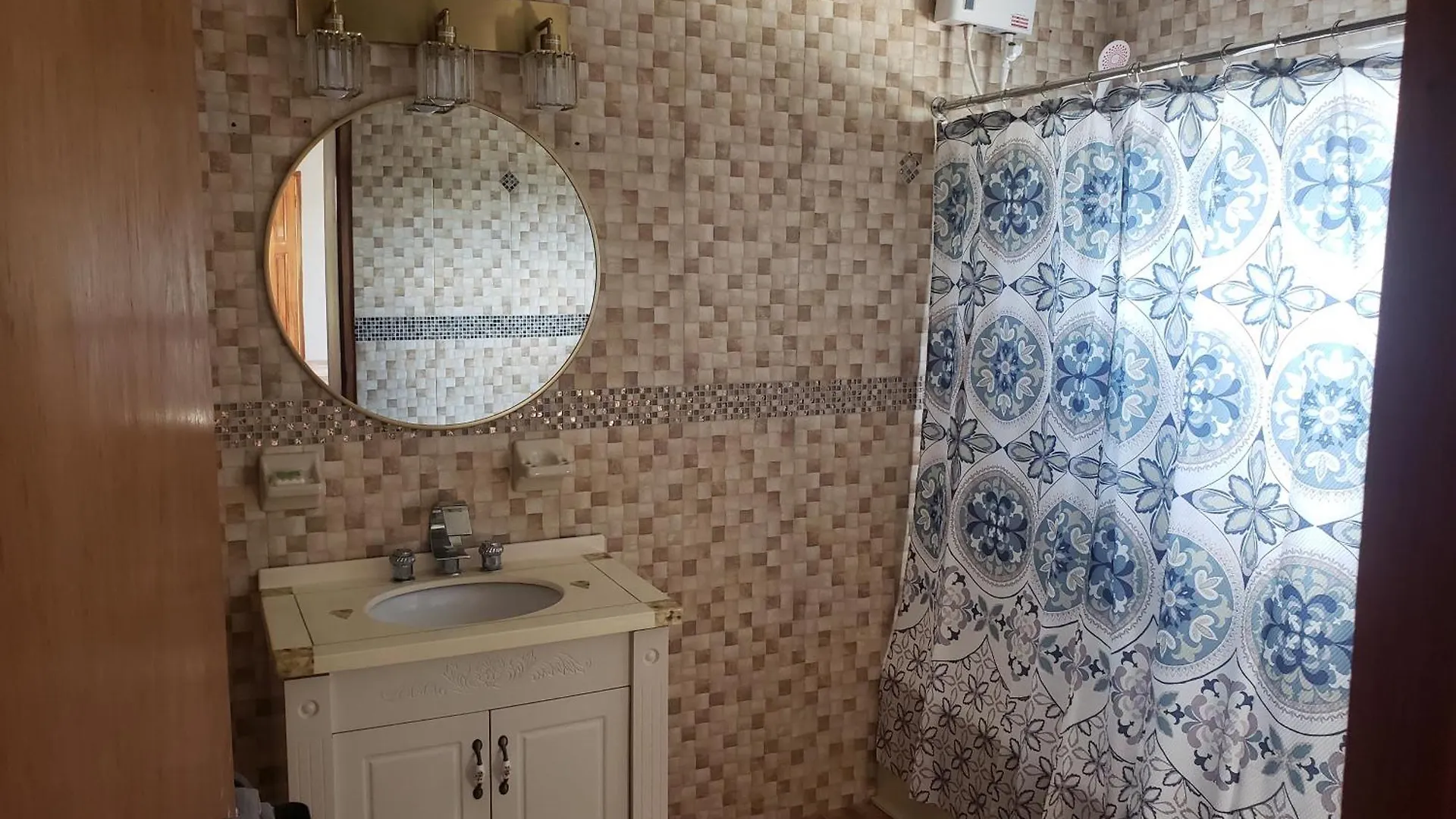 Apartment Sham Suite Boscobel